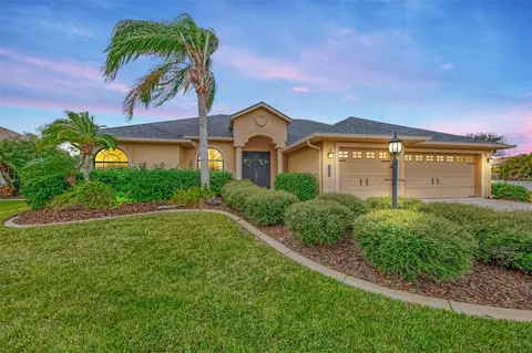 9100 Yarberry St, Sarasota, FL 34240