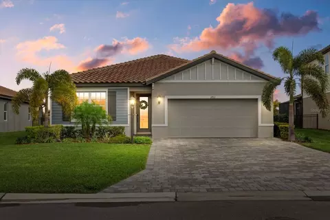 3713 Savanna Palms Ct, Bradenton, FL 34211