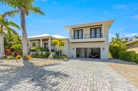 505 69th St, Holmes Beach, FL 34217