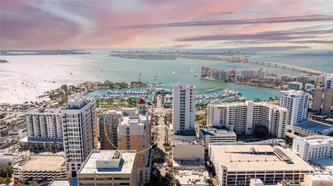 1350 Main St #1302, Sarasota, FL 34236