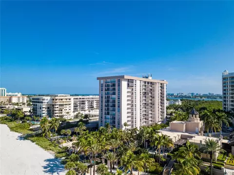 1212 Benjamin Franklin Dr #305, Sarasota, FL 34236