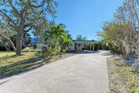1220 De Narvaez Ave, Bradenton, FL 34209