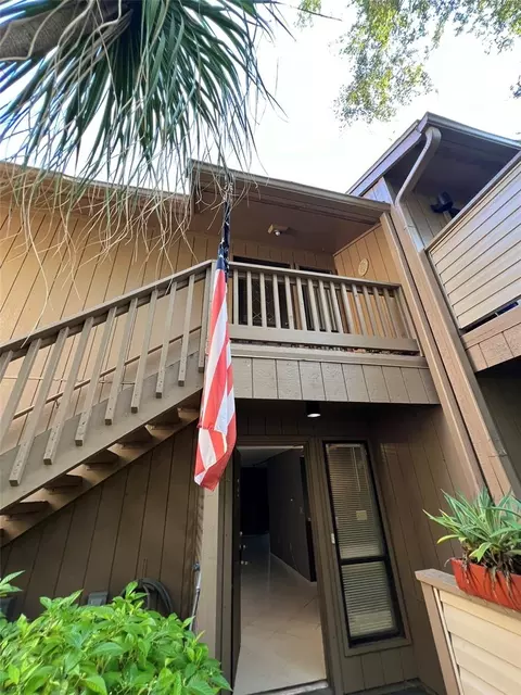 1677 Brookhouse Cir #125, Sarasota, FL 34231