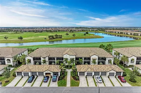 5684 Palmer Cir #202, Bradenton, FL 34211