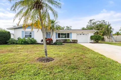 2410 33rd St W, Bradenton, FL 34205