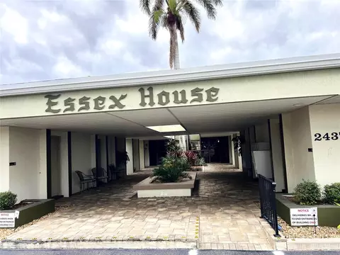 2437 Harbor Blvd #213, Port Charlotte, FL 33952