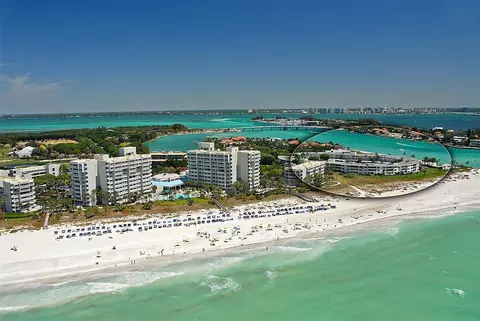 100 Sands Point Rd #323, Longboat Key, FL 34228