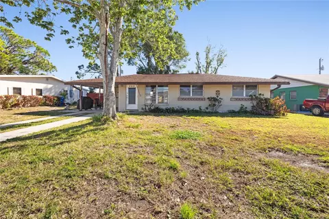2912 Bayshore Gardens Pkwy, Bradenton, FL 34207