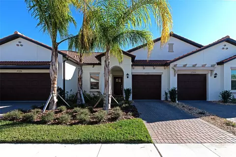 17322 Holly Well Ave, Wimauma, FL 33598