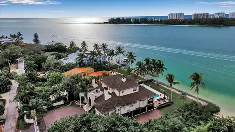 3500 Bayou Louise Ln, Sarasota, FL 34242