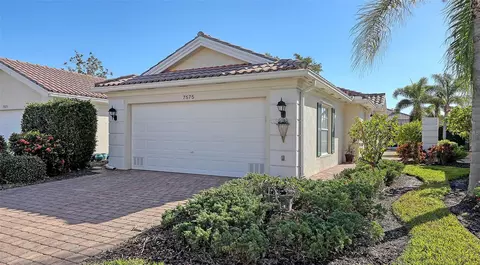 7575 Quinto Dr, Sarasota, FL 34238