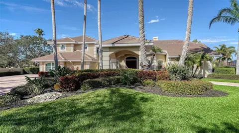 4201 Palacio Dr, Sarasota, FL 34238