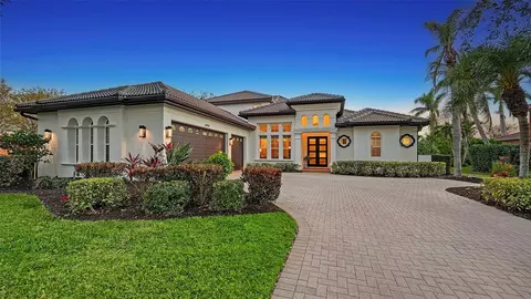 8994 Wildlife Loop, Sarasota, FL 34238