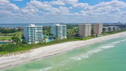 675 Longboat Club Rd #22A, Longboat Key, FL 34228