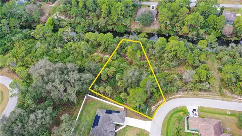 Greynolds Lane, North Port, FL 34286
