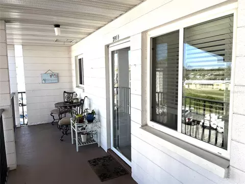 5911 Canal Dr #I-31, Bradenton, FL 34207