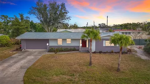 2523 Darwin Ave, Sarasota, FL 34239
