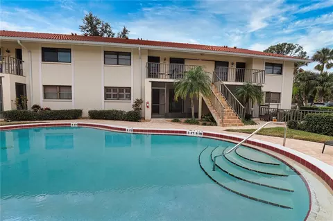 500 Granada Ave #102, Venice, FL 34285