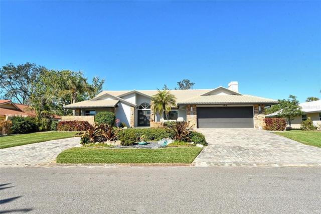 146 Yacht Harbor Dr, Osprey, FL 34229