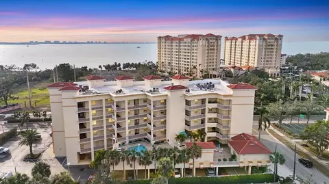 1188 N Tamiami Trl #203, Sarasota, FL 34236