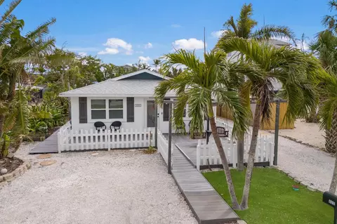 600 Fox St, Longboat Key, FL 34228