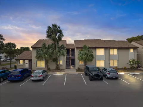 2741 Hidden Lake Blvd #D, Sarasota, FL 34237
