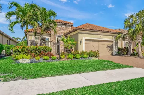 3904 Waypoint Ave, Osprey, FL 34229