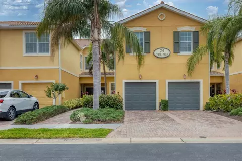 7835 Moonstone Dr #24-103, Sarasota, FL 34233