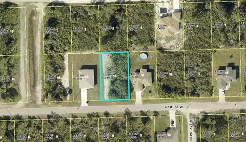 3204 67th St W, Lehigh Acres, FL 33971