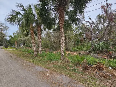 Ince Drive, Ruskin, FL 33570