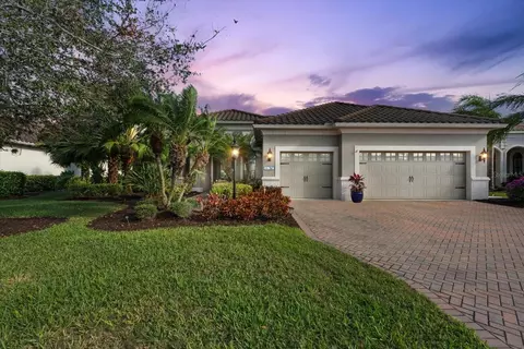 967 River Wind Cir, Bradenton, FL 34212