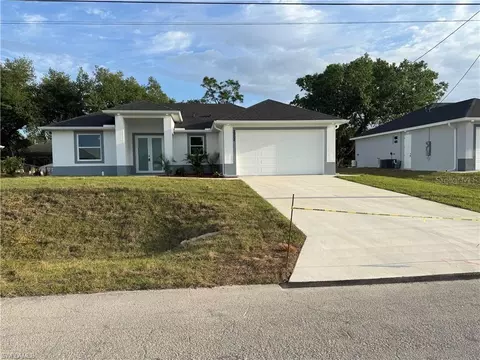 2902 49th St SW, Lehigh Acres, FL 33976