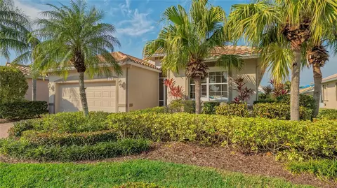 6510 42nd St E, Sarasota, FL 34243
