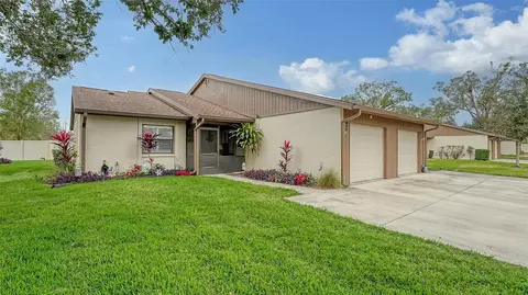 205 Oak Hill Dr #7, Sarasota, FL 34232