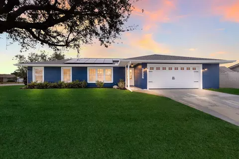 6902 22nd Ave W, Bradenton, FL 34209