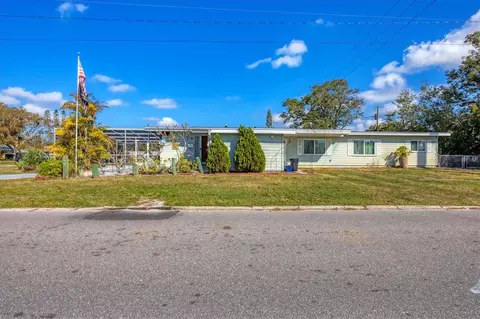 217 46th St W, Bradenton, FL 34209