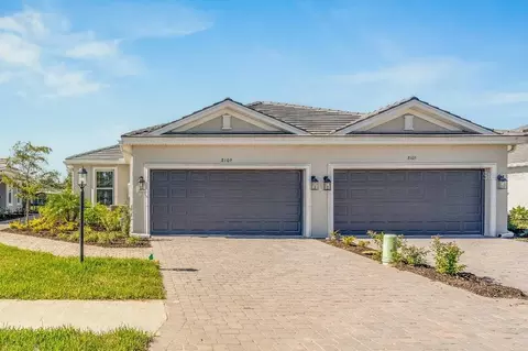 8109 Moonbeam Ave, Sarasota, FL 34241