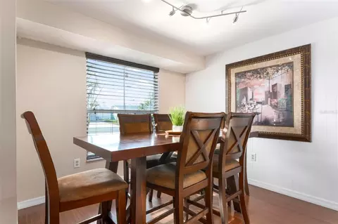 Dining - 5207 Bimini Dr, Bradenton, FL 34210 photo 3 of 5