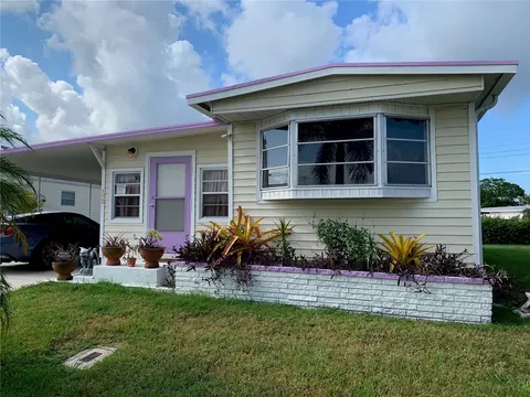 112 50th Avenue Ter W, Bradenton, FL 34207