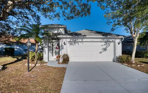 6334 Yellowtop Dr, Lakewood Ranch, FL 34202