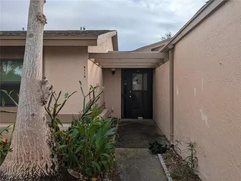 6119 Heritage Ln, Bradenton, FL 34209