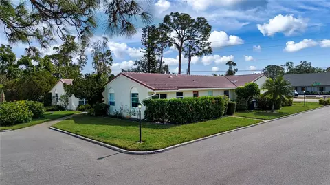 2291 Pueblo Ln #V46, Sarasota, FL 34231