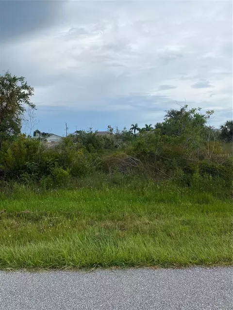 15427 Mccomb Cir, Port Charlotte, FL 33981