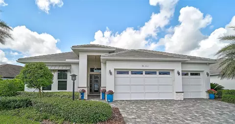 8261 Grande Shores Dr, Sarasota, FL 34240