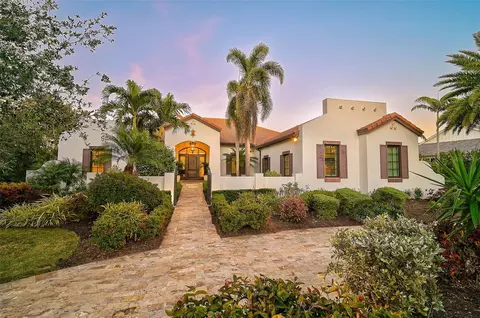 230 Osprey Point Dr, Osprey, FL 34229