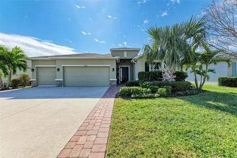 15520 High Bell Pl, Bradenton, FL 34212