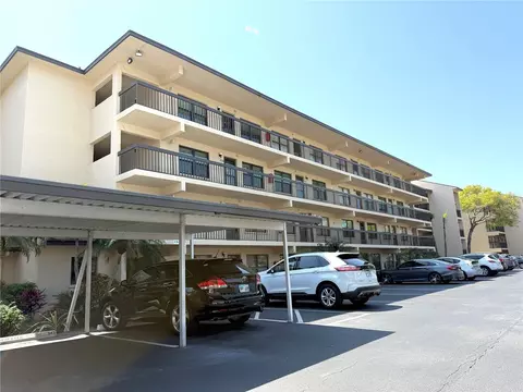 515 30th Ave W #H207, Bradenton, FL 34205