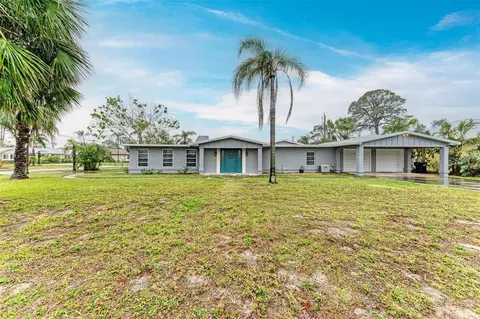800 Riviera St, Venice, FL 34285