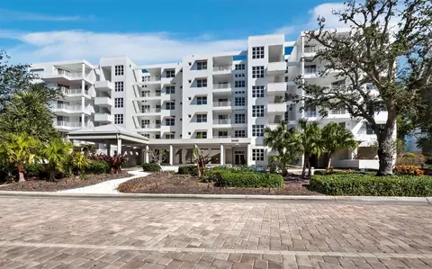 2550 Harbourside Dr #322, Longboat Key, FL 34228