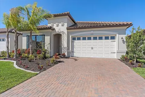 2114 5th St E, Palmetto, FL 34221